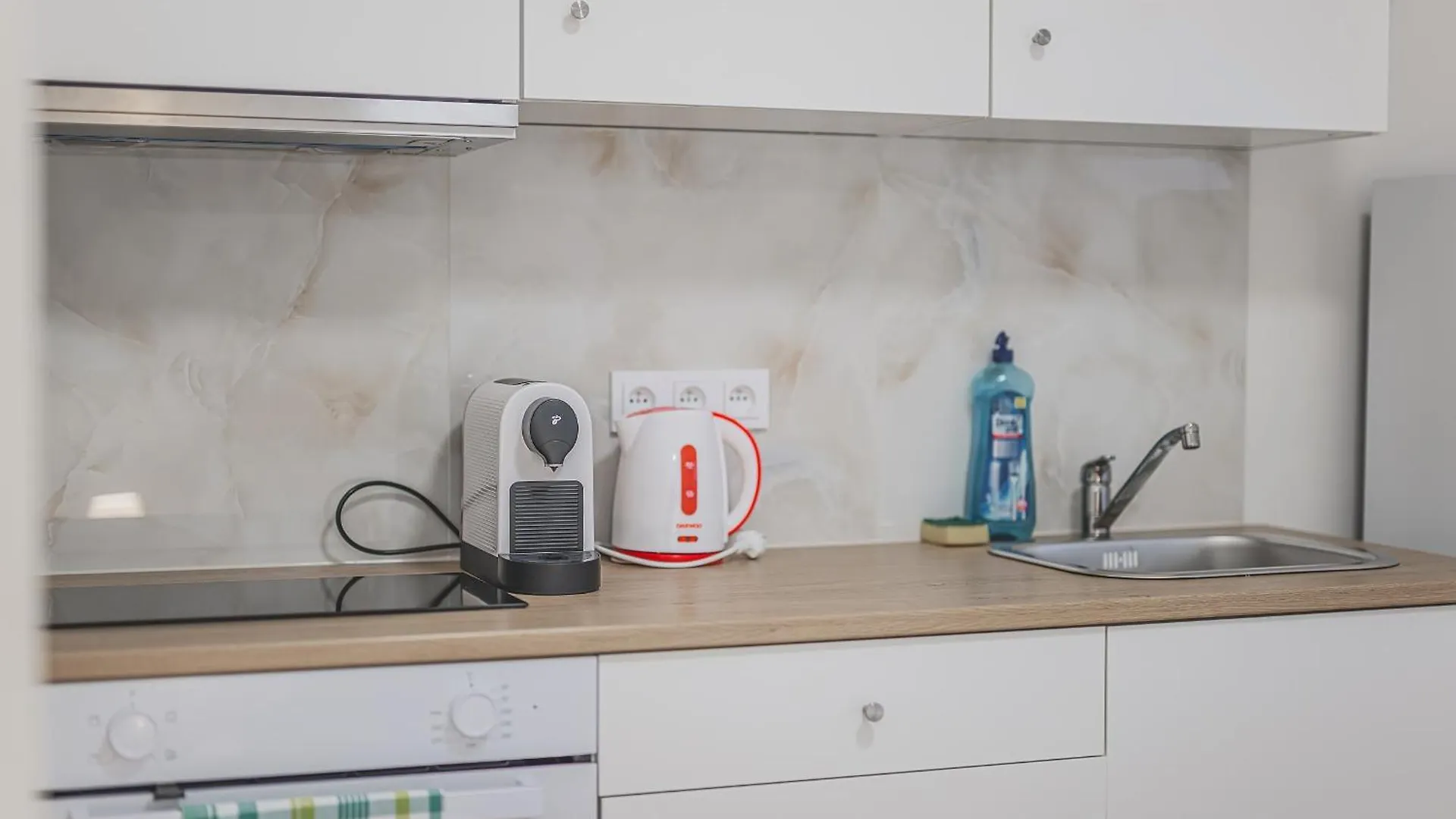 شقة Flat Near Prague Castle Stylish & Prime Location 2 0*,  جمهورية التشيك